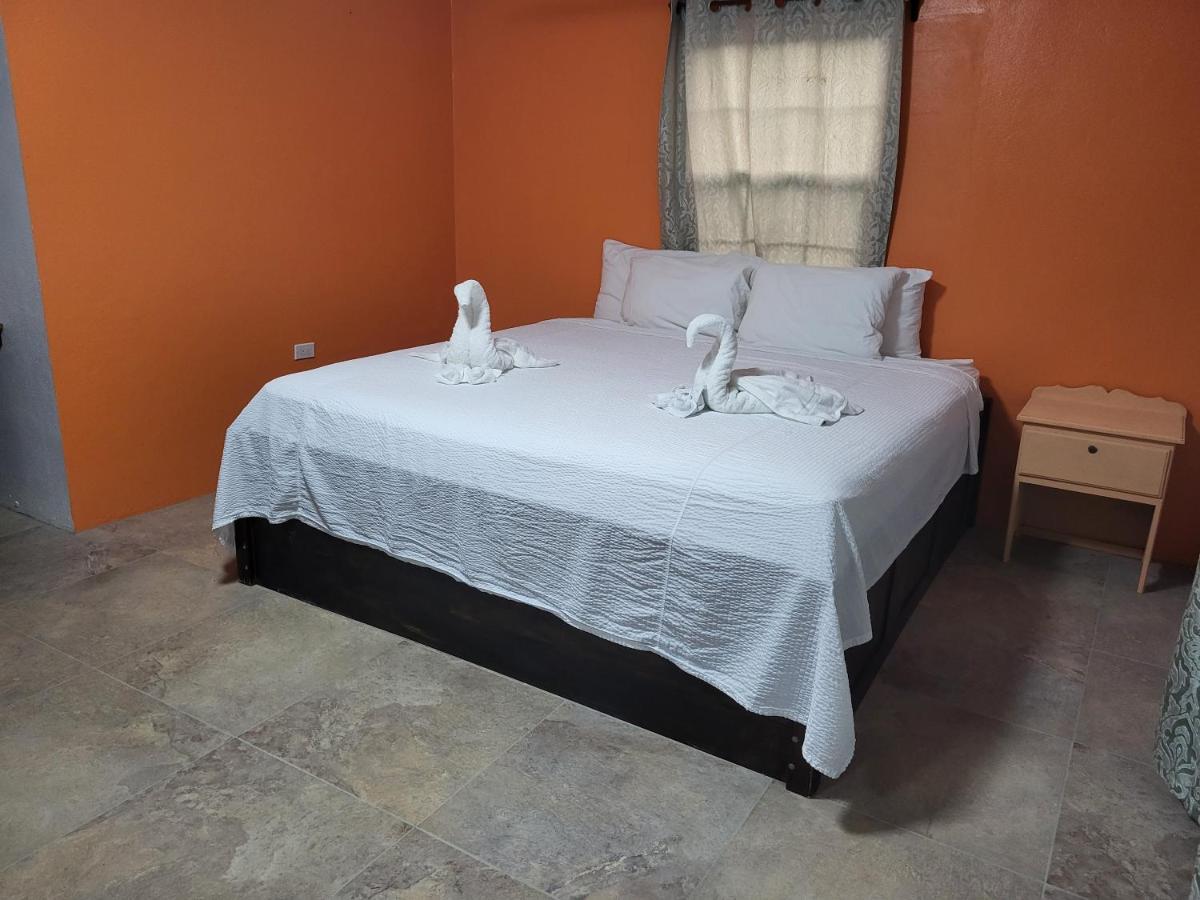 Rachel Land Lejlighed Caye Caulker Eksteriør billede